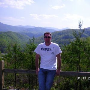 Meet your Posher, Bobby